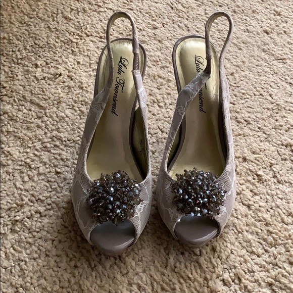 Lulu Townsend Shoes - Lace high heel